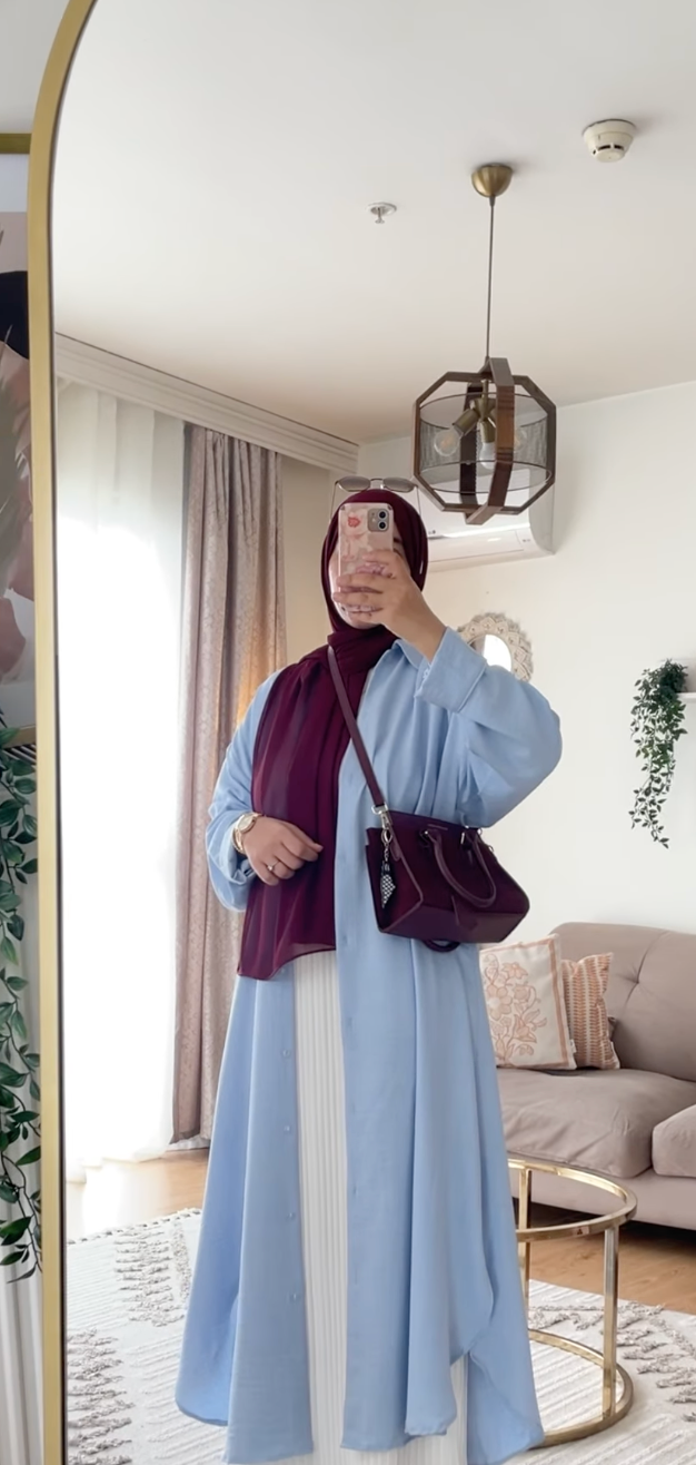 Solid Color Cardigan in Modern Style
